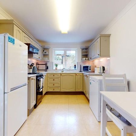 Cheerful 4 Bedroom Victorian House With Back Courtyard Лондон Екстер'єр фото