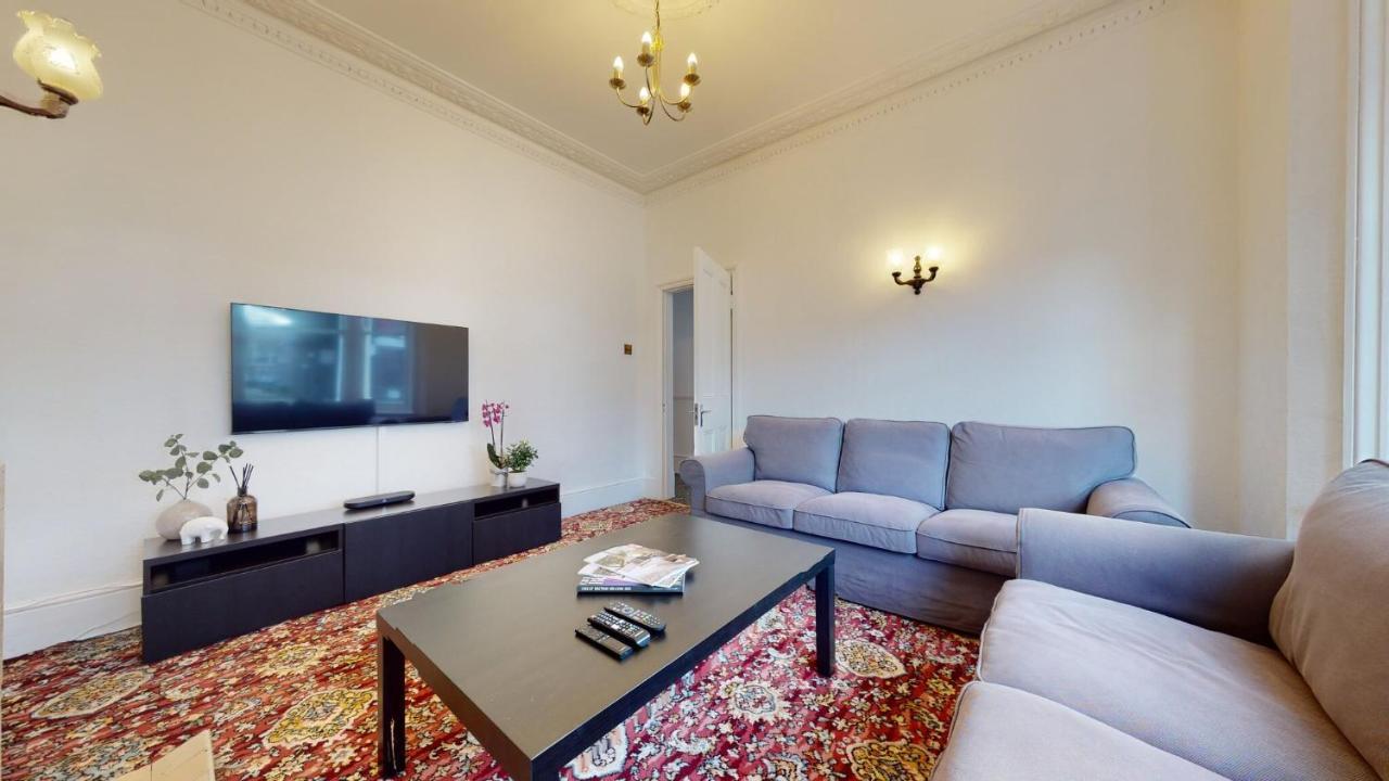 Cheerful 4 Bedroom Victorian House With Back Courtyard Лондон Екстер'єр фото